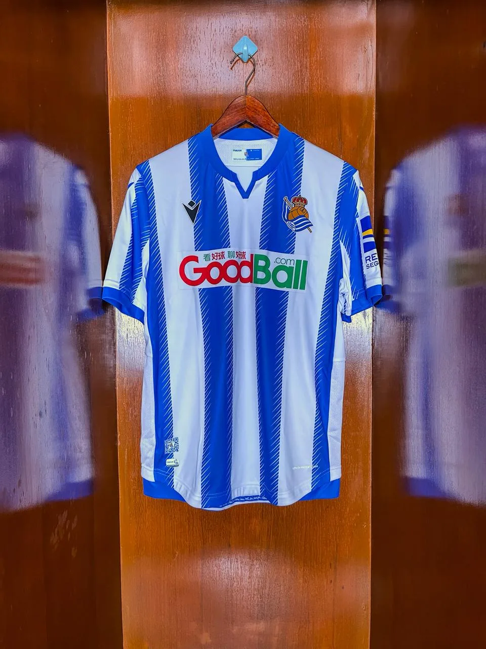 Jersey Original Real Sociedad Home 2019-20 Size Medium BNWOT